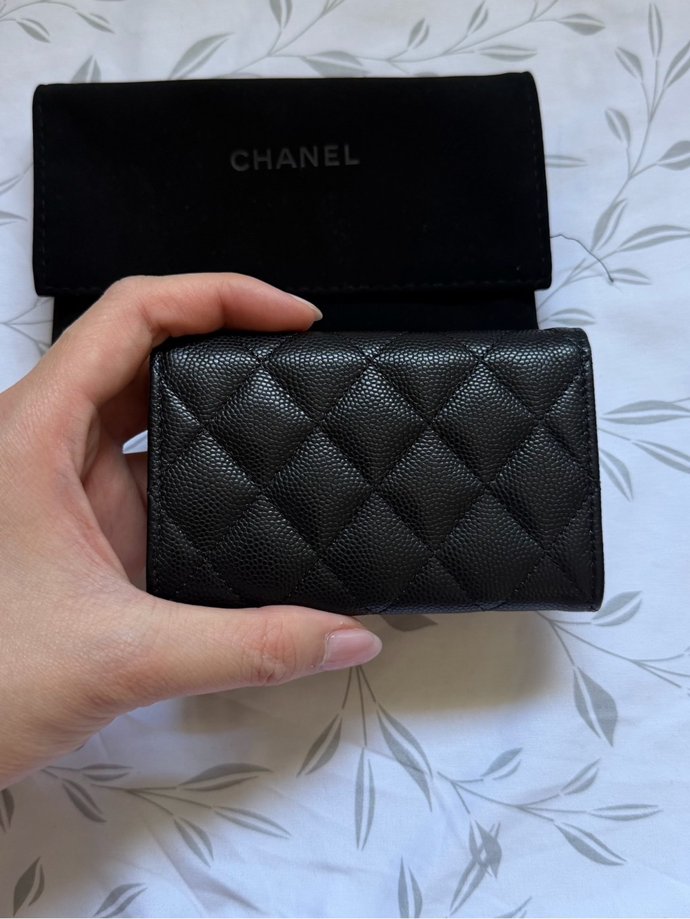 CHANEL Black Quilted Caviar Leather Wallet with Gold CC Emblem - Picture 8 of 8